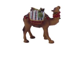 Krippenfigur Kamel mit Gepäck seitlich